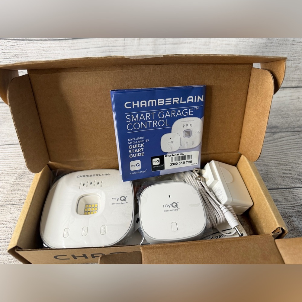 Chamberlain Smart Garage Control - White